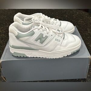 New Balance White and Mint Green Sneakers